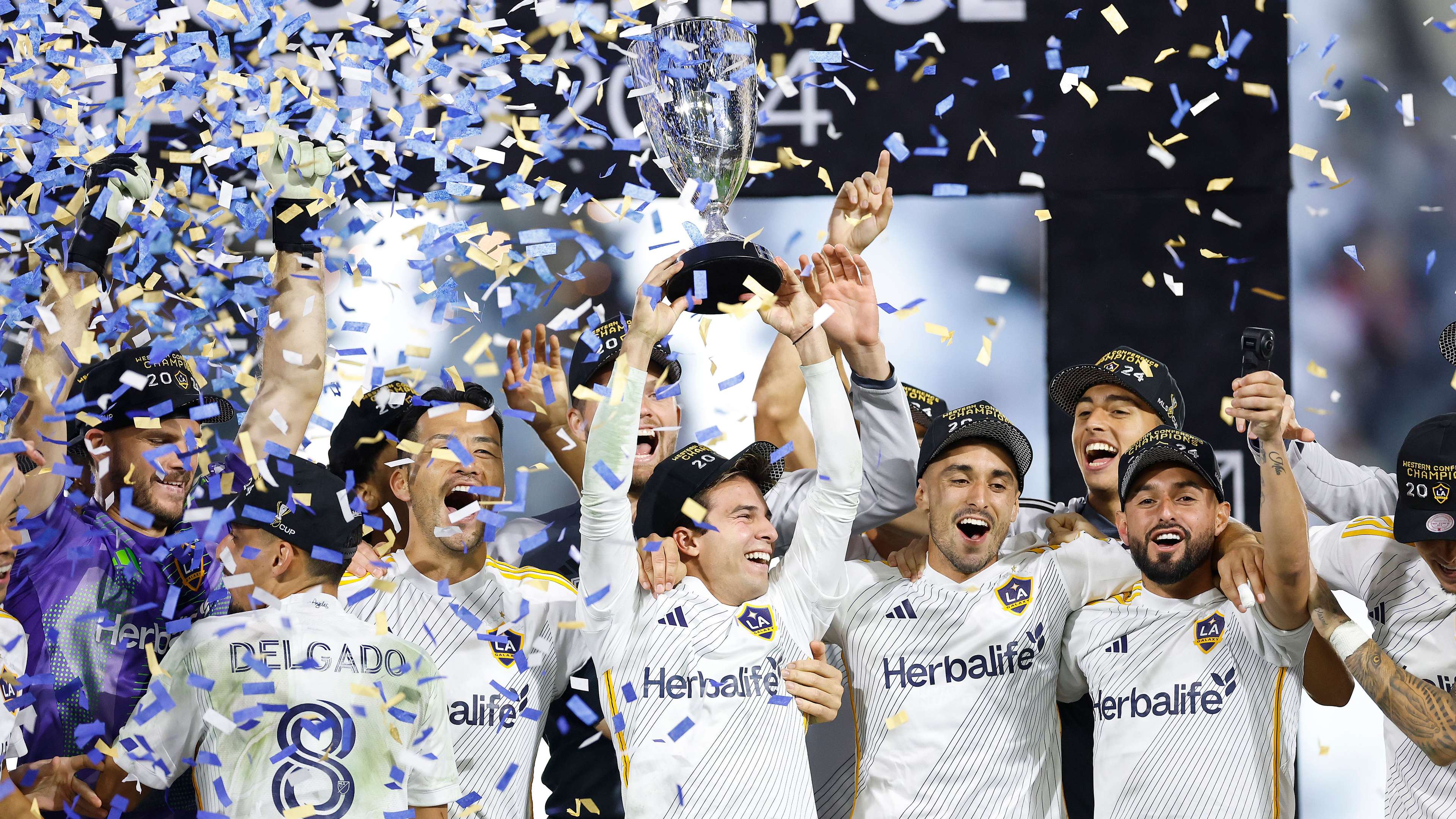 2002年今天 江蘇隊創下CBA單場投籃命中率紀錄87%.