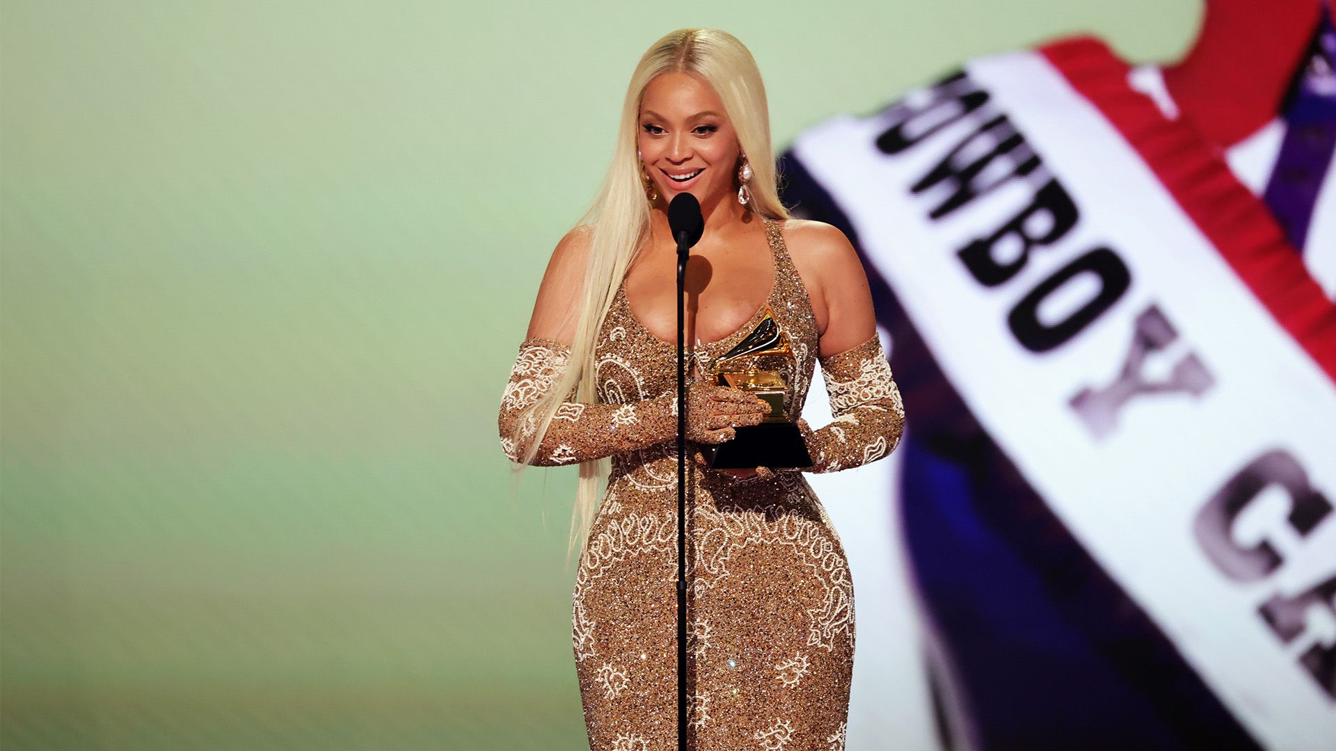 他為巴黎聖 他為巴黎聖