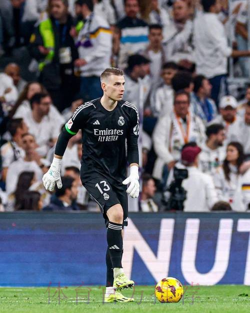 曾考虑离队!西媒:卢宁想为皇马效力多年 球员将续约 曾考虑离队!西媒:卢宁想为皇马效力多年 球员将续约